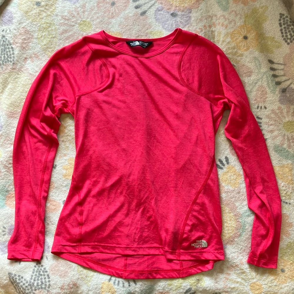 The North Face Women's Pink Long Sleeve Top